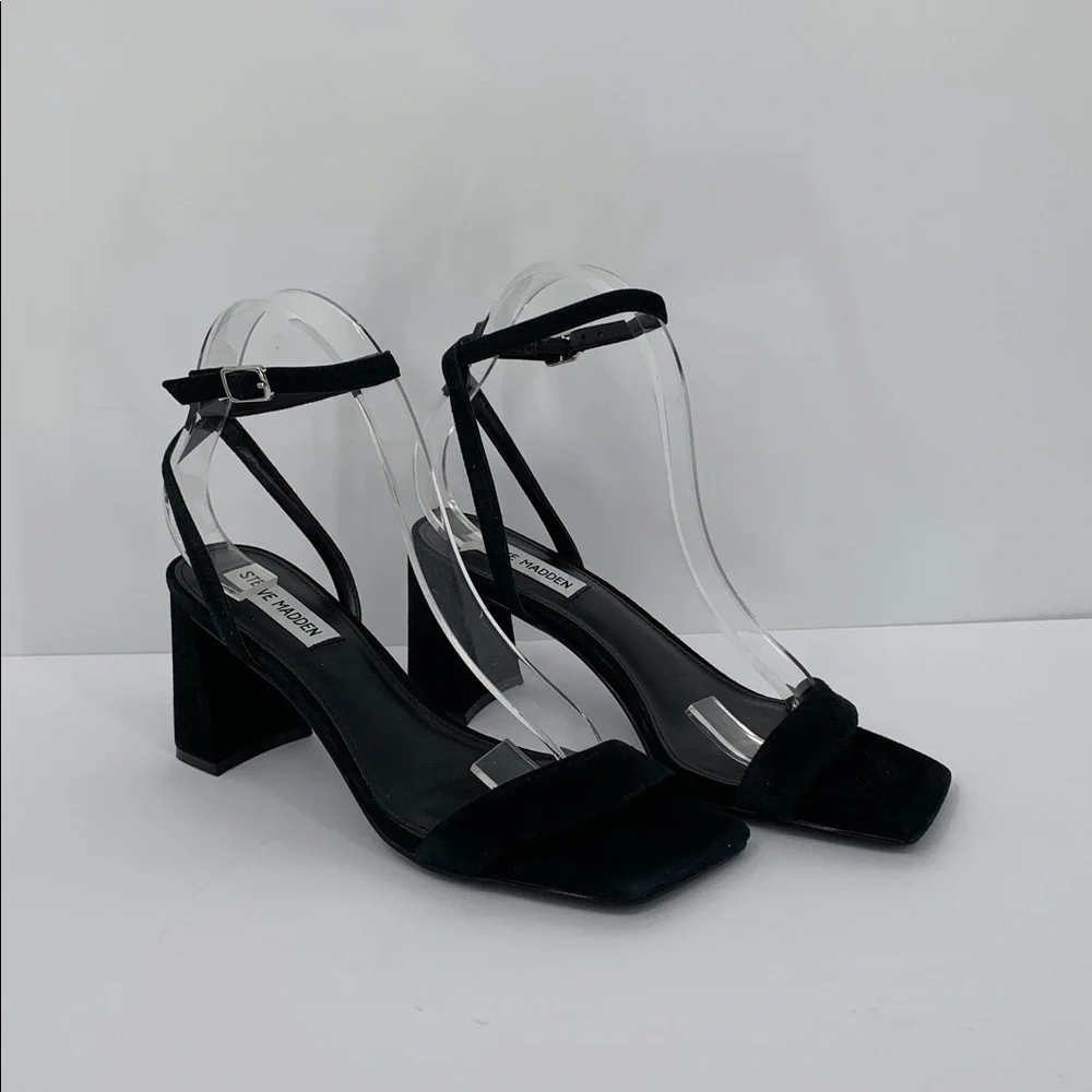 Steve Madden Luxe ankle strap black suede sandal shoe block chunky heel new 8